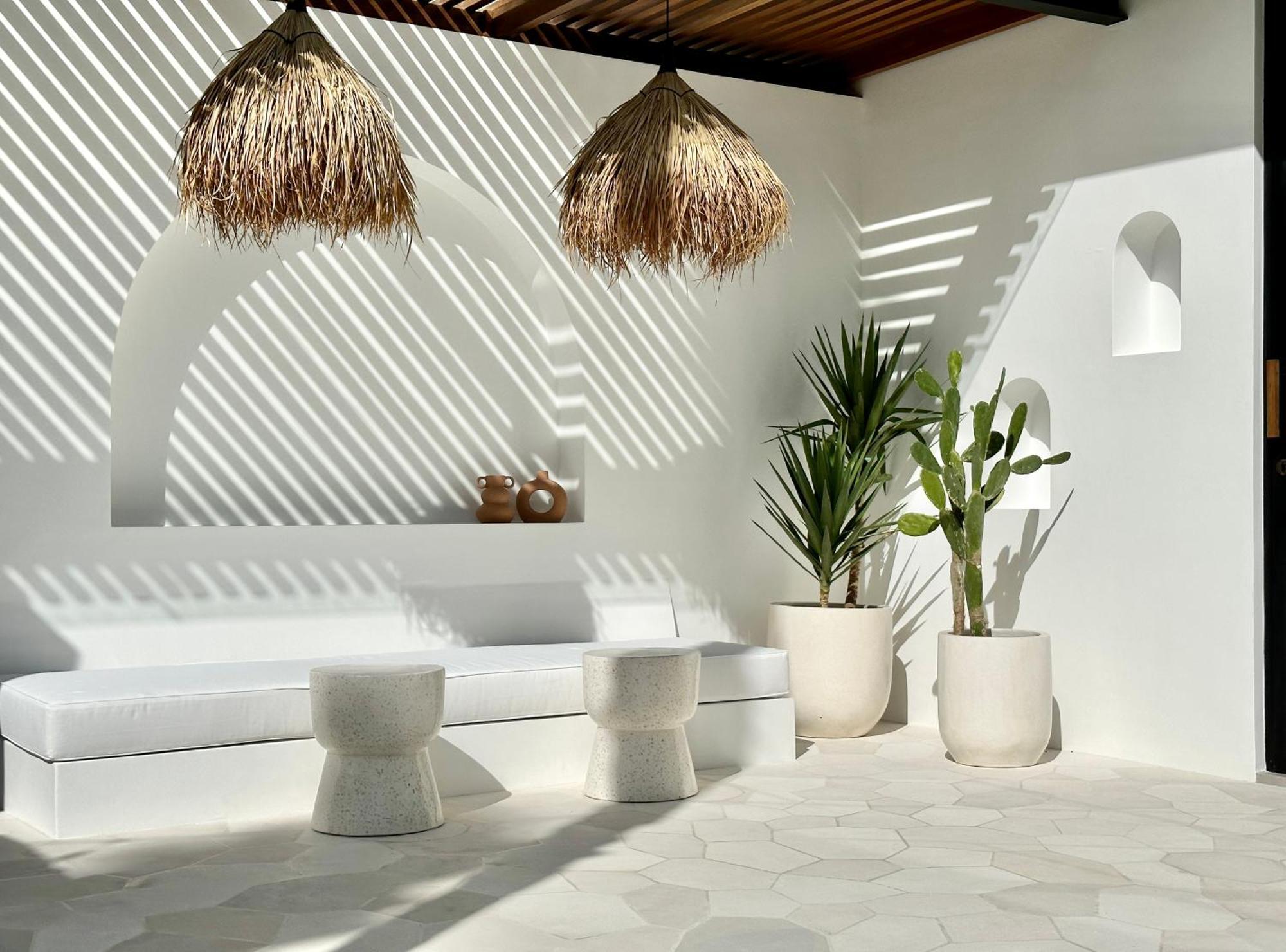 Uluwatu The Suites By The Young Villas מראה חיצוני תמונה